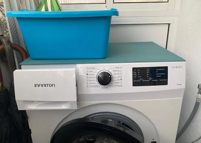 Apartment ¡a Un Paso De Peatonal Del Balcon De Europa! *